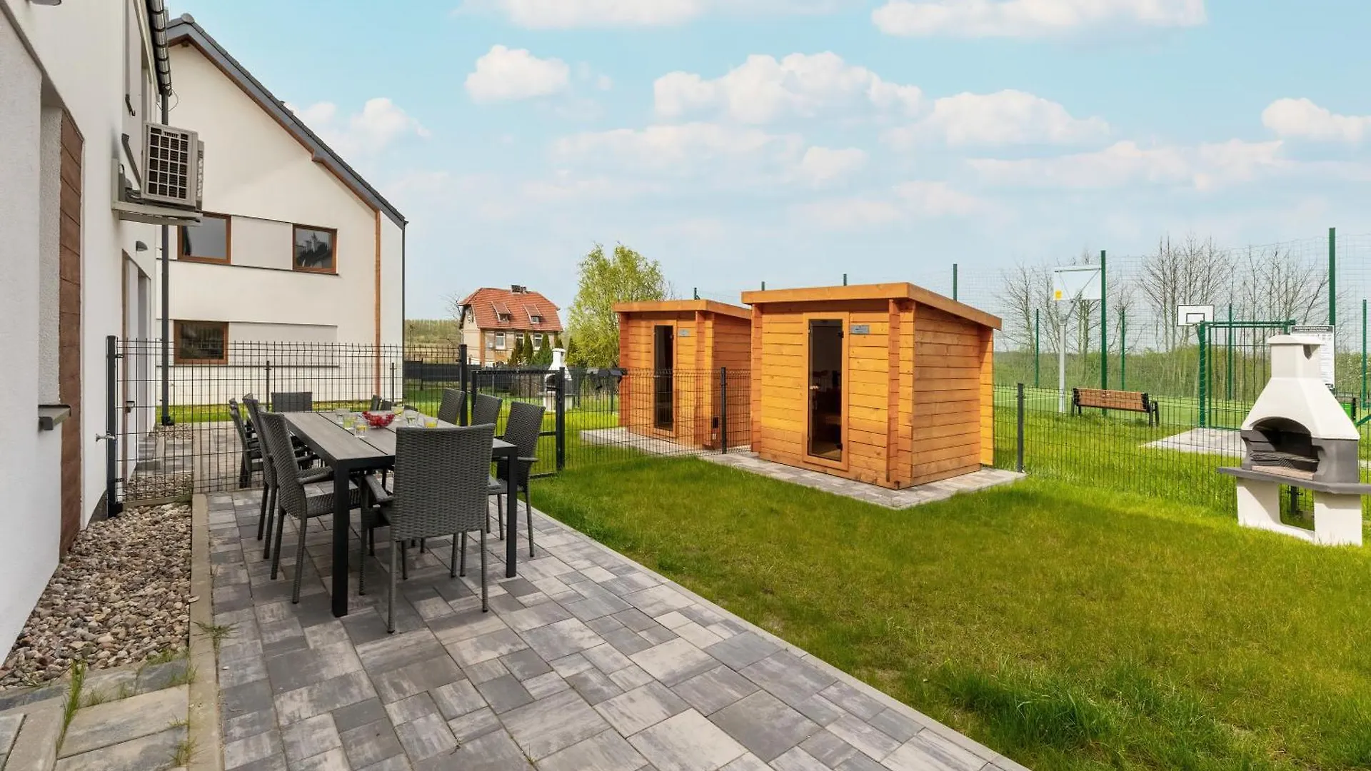 Sunny Hills Villas - Kolobrzeg By Jantar Apartamenty 0*,  Poland